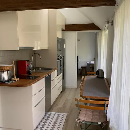 La Maisonnette De Holiday home Senlis (Oise)