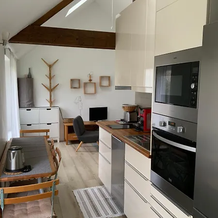 La Maisonnette De *